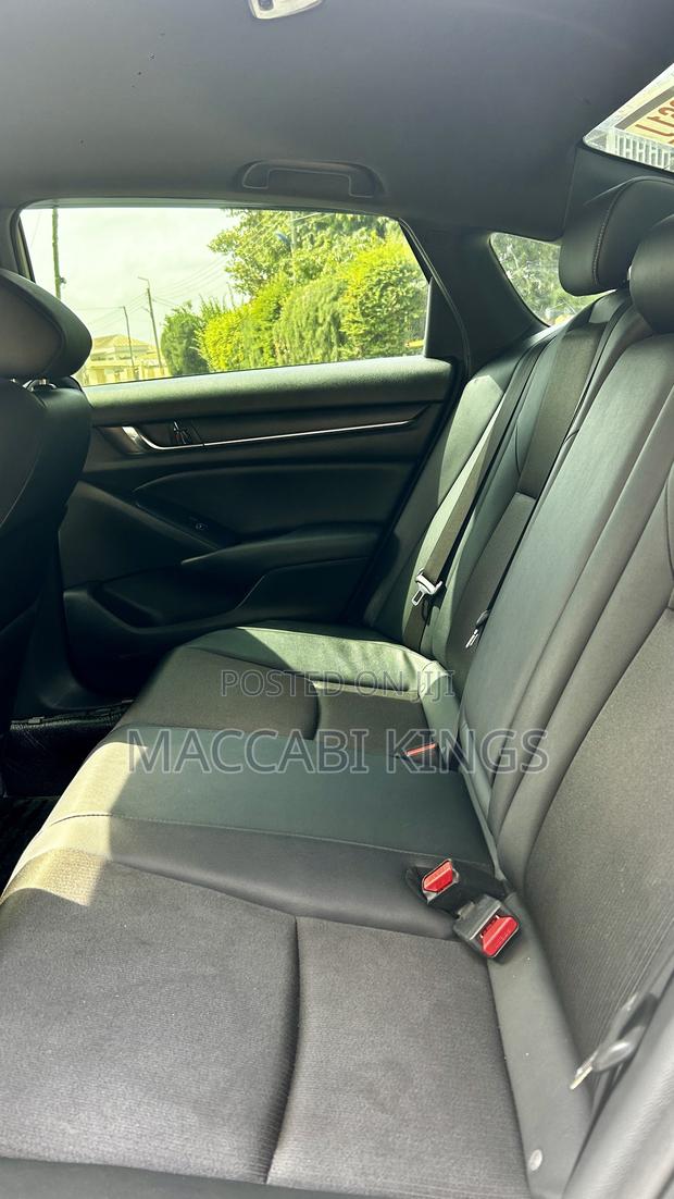 Honda Accord Sport (1.5L 4cyl Turbo CVT) 2019 White photo 6