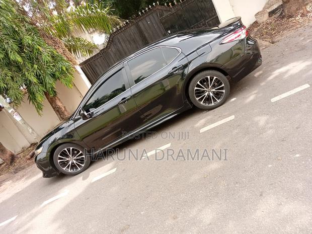 Toyota Camry SE 4dr Sedan (2.5L 4cyl 6A) 2017 Black