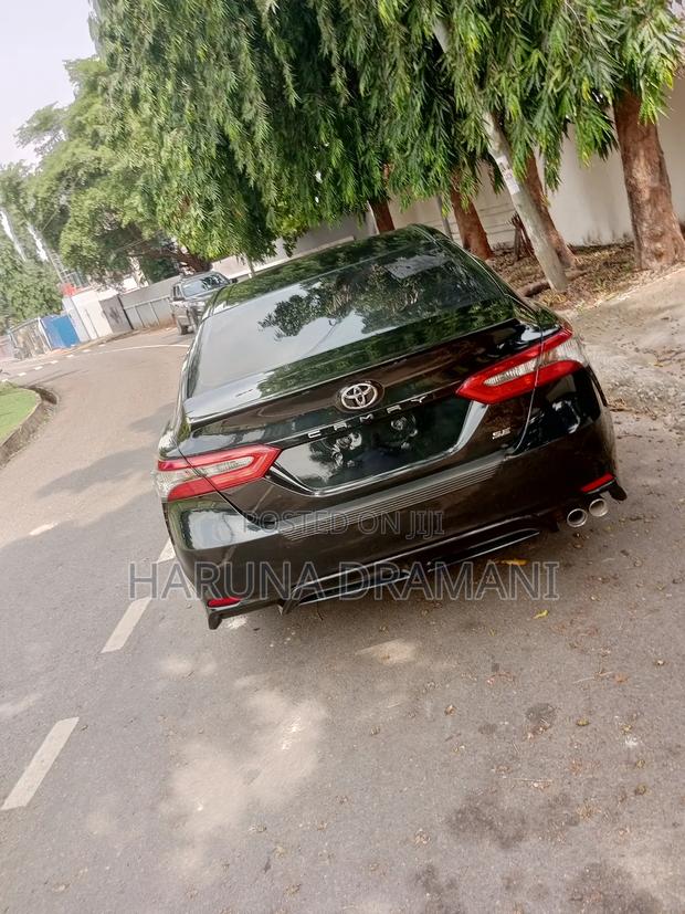 Toyota Camry SE 4dr Sedan (2.5L 4cyl 6A) 2017 Black