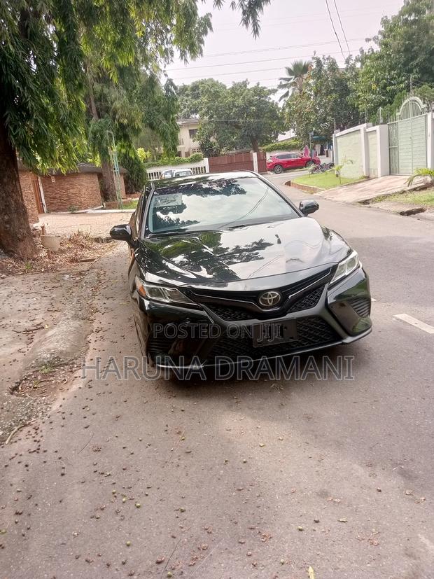 Toyota Camry SE 4dr Sedan (2.5L 4cyl 6A) 2017 Black
