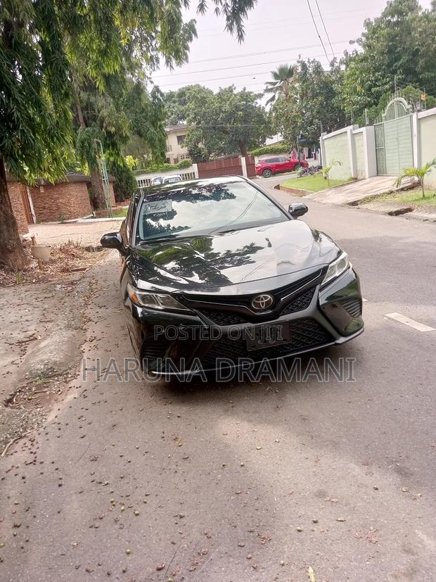 Toyota Camry SE 4dr Sedan (2.5L 4cyl 6A) 2017 Black