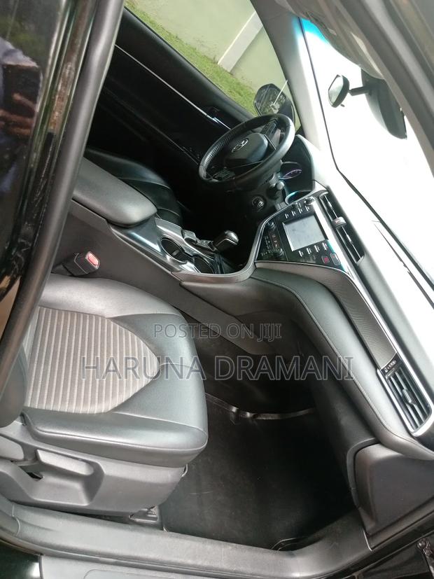 Toyota Camry SE 4dr Sedan (2.5L 4cyl 6A) 2017 Black