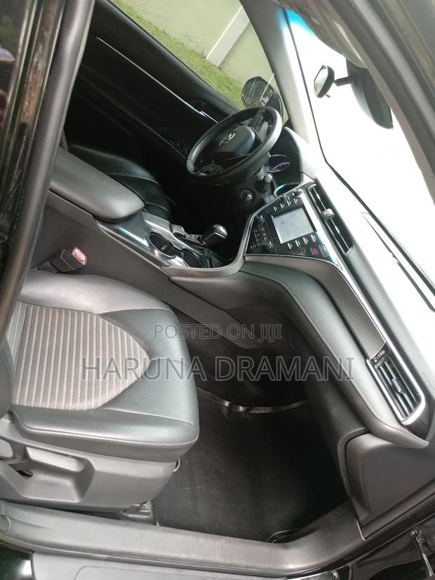 Toyota Camry SE 4dr Sedan (2.5L 4cyl 6A) 2017 Black