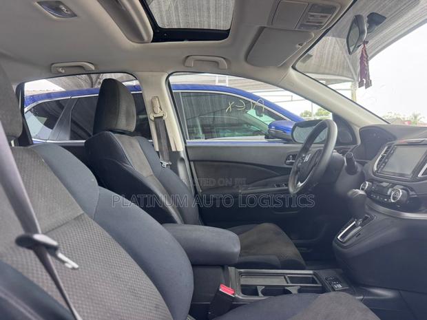 Honda CR-V 2016 White photo 7
