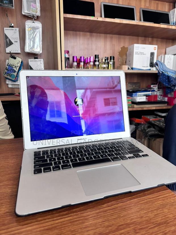 Laptop Apple MacBook Air 2017 8GB Intel Core I5 SSD 128GB photo 4
