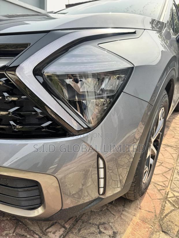 New Kia Sportage 2025 Silver photo 12