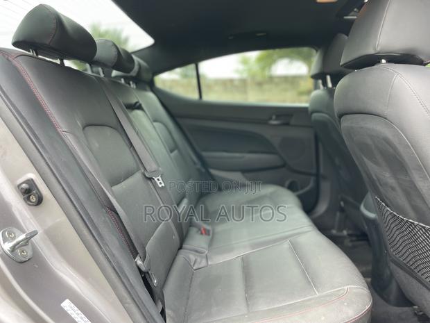Hyundai Elantra Sport 2020 Gray photo 6