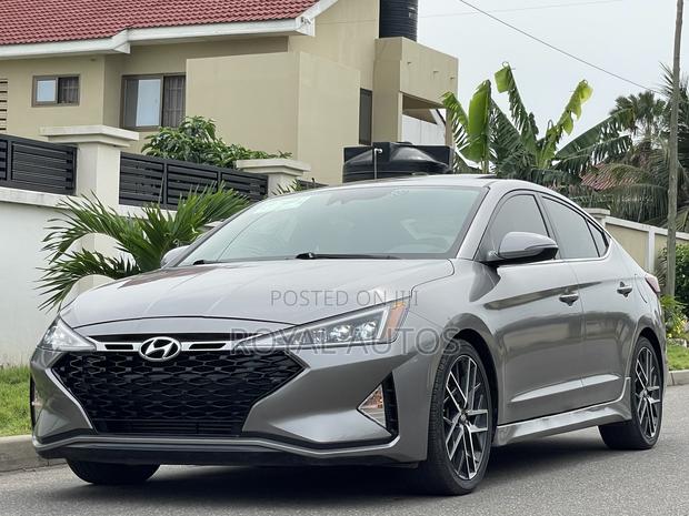 Hyundai Elantra Sport 2020 Gray photo 2