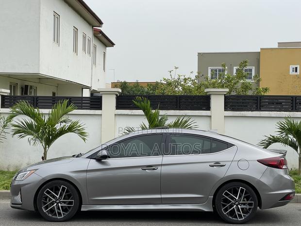 Hyundai Elantra Sport 2020 Gray photo 3