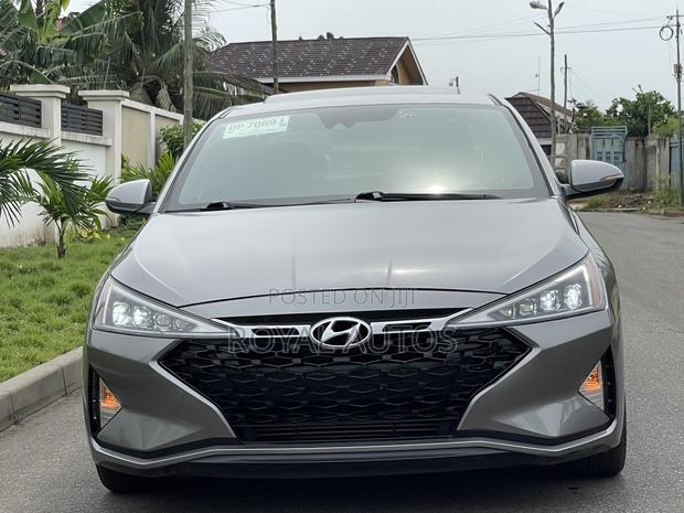 Hyundai Elantra Sport 2020 Gray