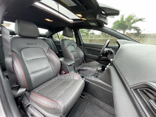 Hyundai Elantra Sport 2020 Gray photo 4