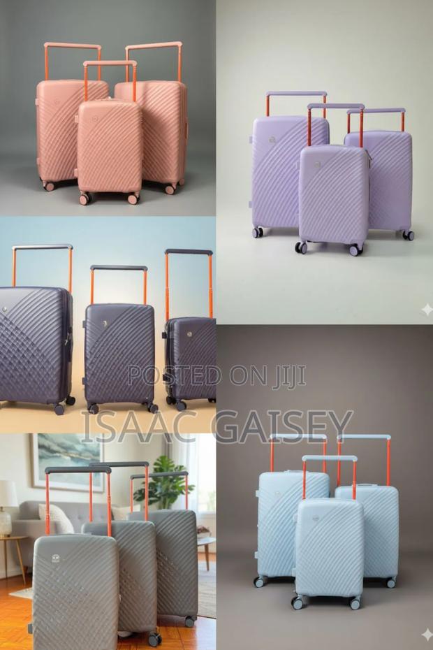 Three Set High Quality Anticrake Luxury Luggages In Different Colors · Photo 2