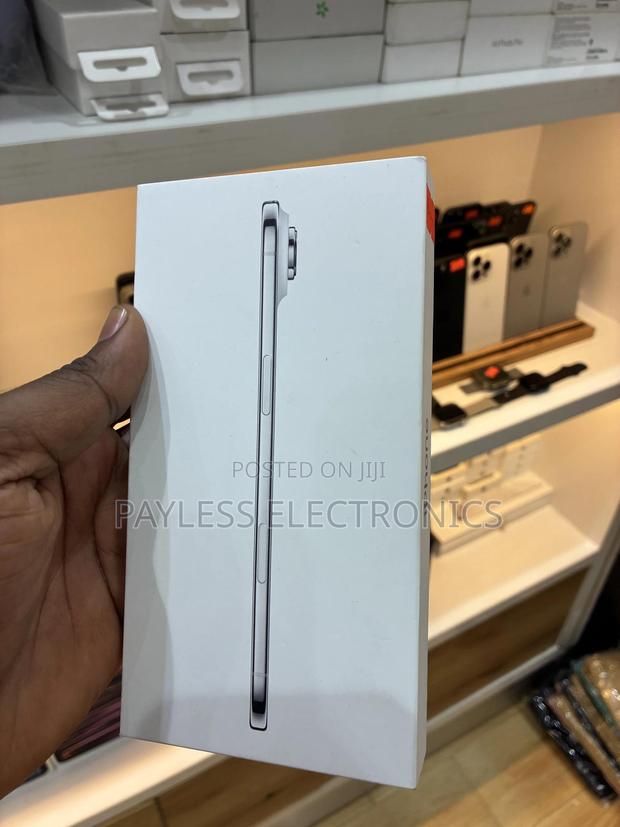 New Apple iPhone Air 256 GB