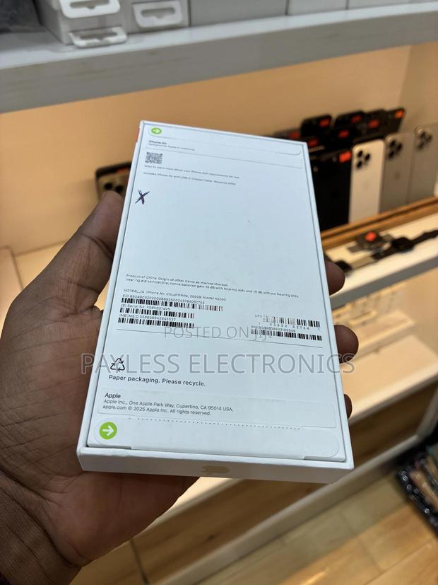 New Apple iPhone Air 256 GB photo 3