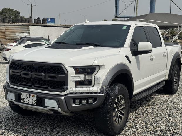 Ford F-150 Raptor 4x4 SuperCab Styleside 5.5 ft. box 133 in. WB 2020