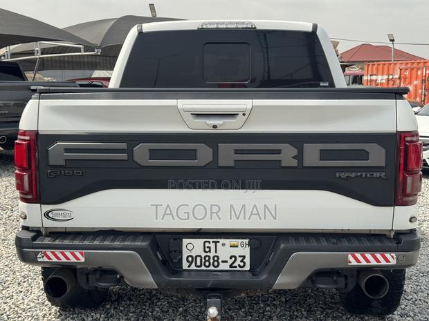 Ford F-150 Raptor 4x4 SuperCab Styleside 5.5 ft. box 133 in. WB 2020