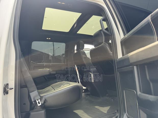 Ford F-150 Raptor 4x4 SuperCab Styleside 5.5 ft. box 133 in. WB 2020