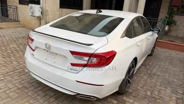 Honda Accord Sport (1.5L 4cyl Turbo 6M) 2019 White photo 4