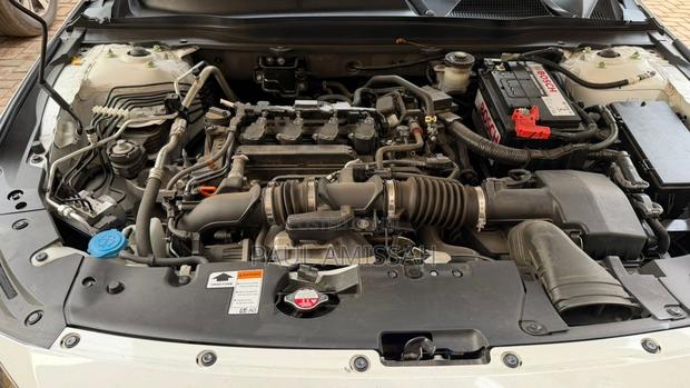Honda Accord Sport (1.5L 4cyl Turbo 6M) 2019 White photo 6