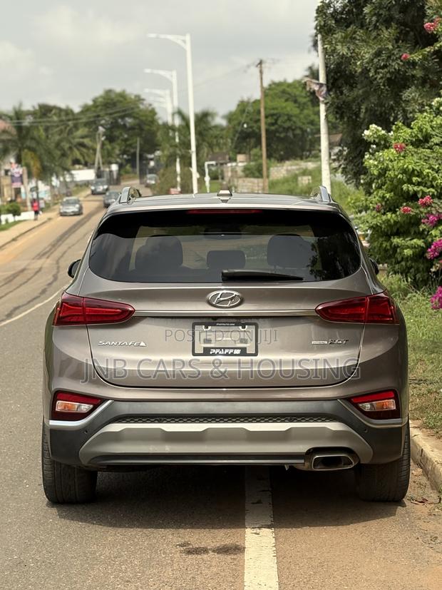 Hyundai Santa Fe Ultimate 2.0T AWD 2019 Brown