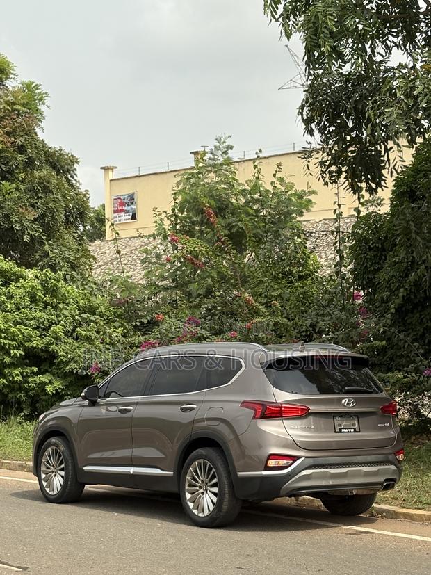 Hyundai Santa Fe Ultimate 2.0T AWD 2019 Brown
