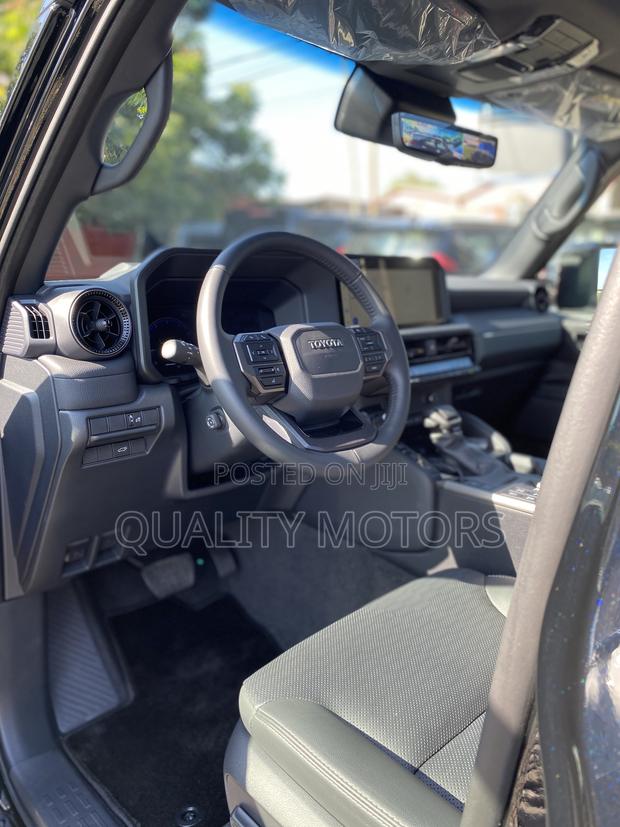 New Toyota Land Cruiser LC250 2025 Black photo 7