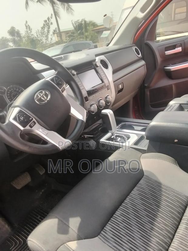 Toyota Tundra 1794 5.7L V8 4x4 CrewMax 5.6 ft. box 145.7 in. WB 2017 photo 3