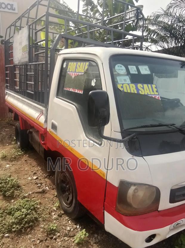 Kia Bongo 2010 Off White photo 4