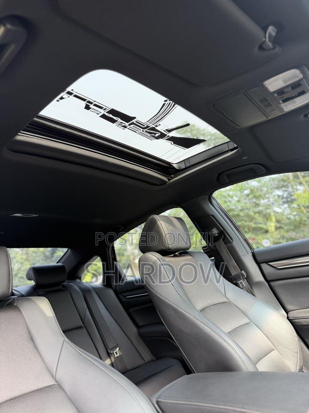Honda Accord Sport (2.0L 4cyl Turbo 10A) 2019 Black photo 10