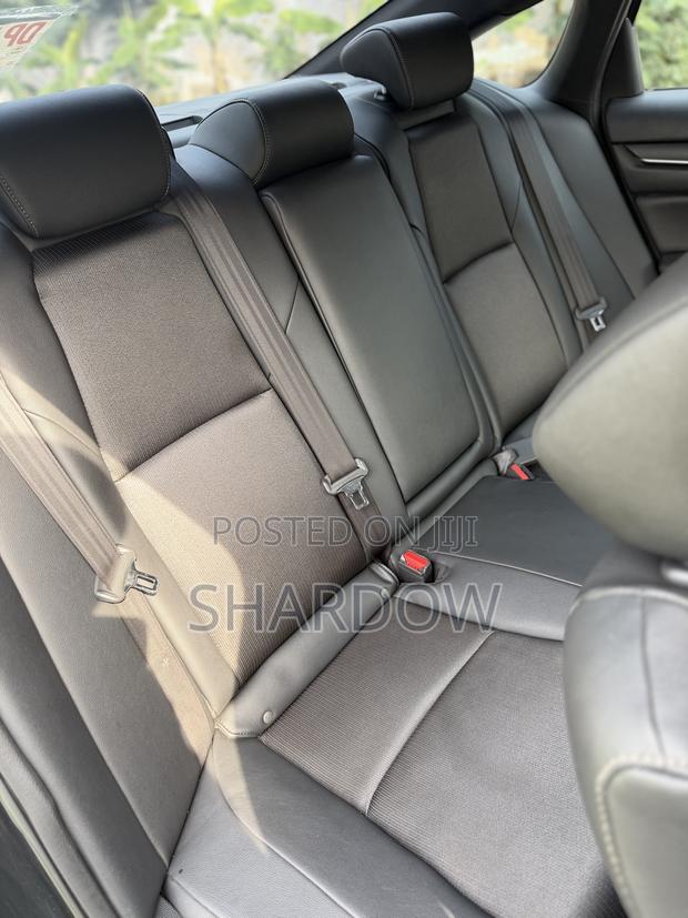 Honda Accord Sport (2.0L 4cyl Turbo 10A) 2019 Black photo 9