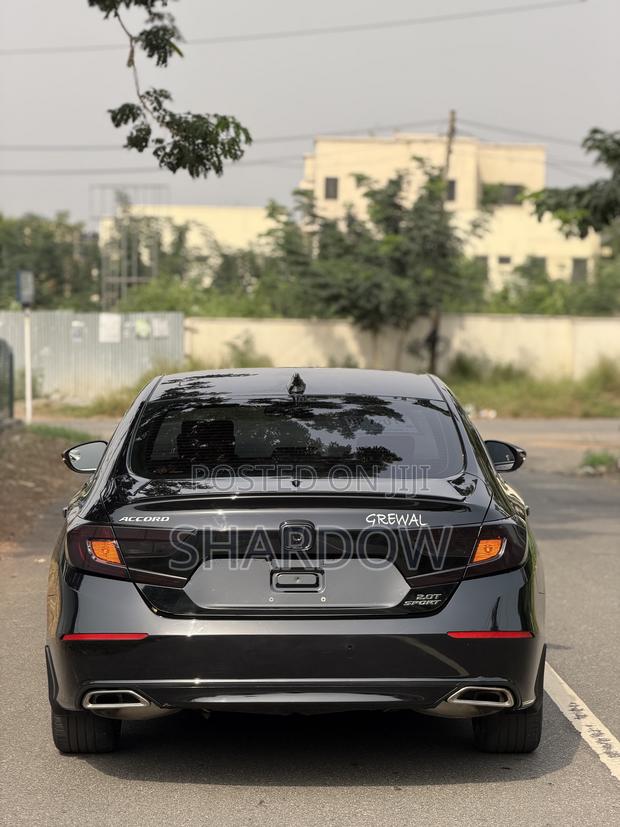 Honda Accord Sport (2.0L 4cyl Turbo 10A) 2019 Black photo 5