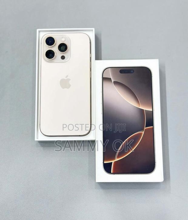 Apple iPhone 16 Pro Max 256 GB Gold photo 2
