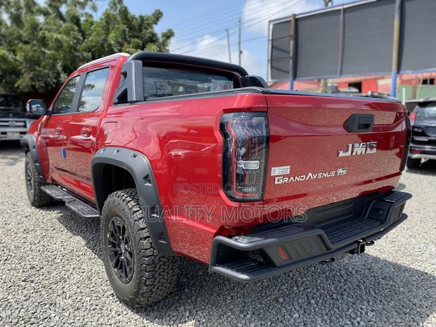 New JMC Vigus 2025 Red photo 3