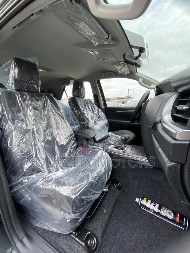 New Toyota Fortuner 2025 Black photo 13