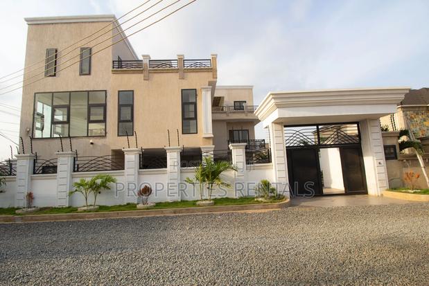 6bdrm Apartment in Accra Metropolitan for rent