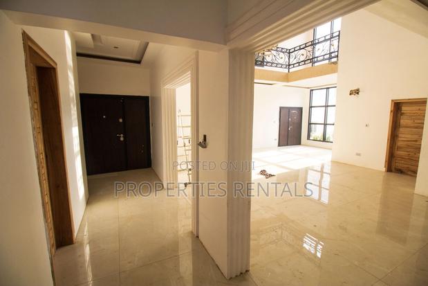 6bdrm Apartment in Accra Metropolitan for rent photo 6