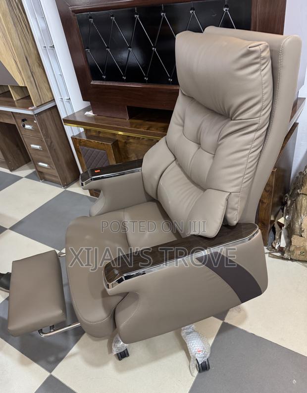 Executive Office Chair / Boss Chair – Very Comfortable Strong photo 2