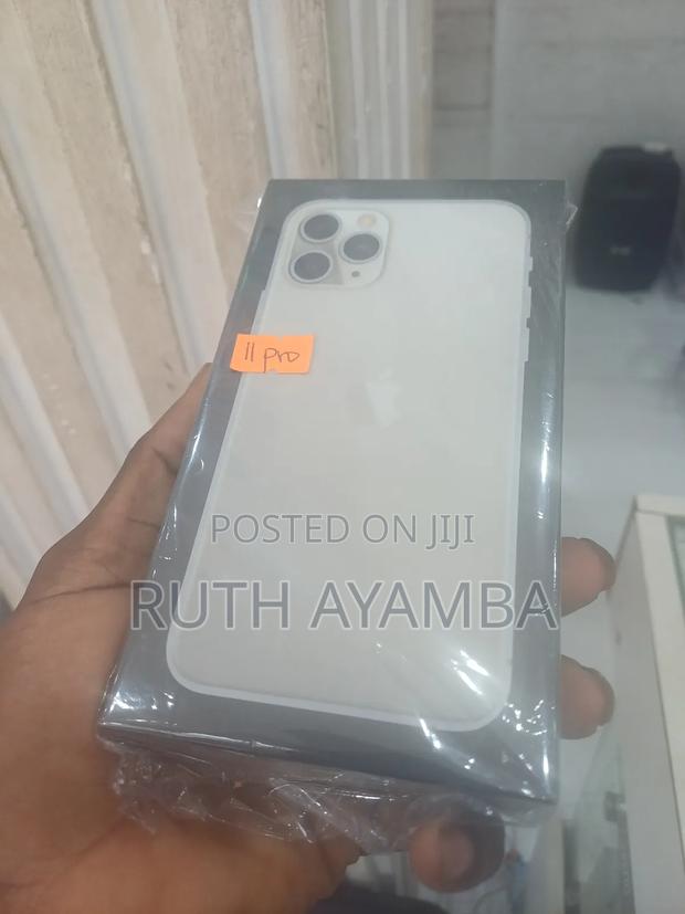 New Apple iPhone 11 Pro 64 GB Silver