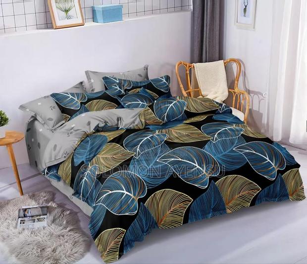 White and Grey Microfiber Duvet Set With a Golden Tropical Leaf Print photo 2