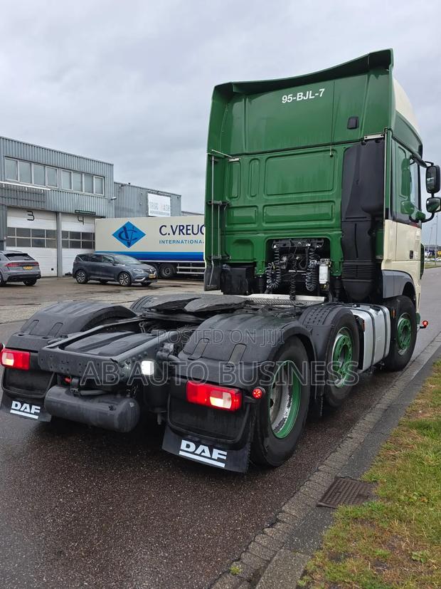 Daf Xf Head for Sale photo 5