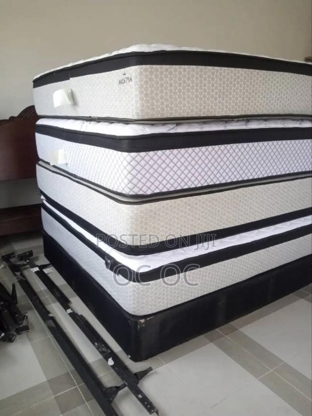Mattress (Double/Standard Size) photo 2