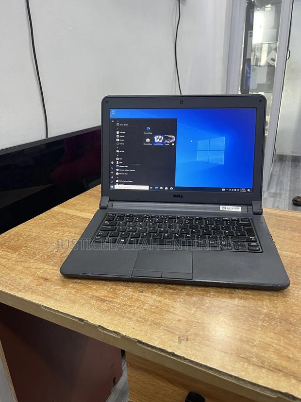 Laptop Dell Latitude 3350 4GB Intel HDD 320GB photo 4