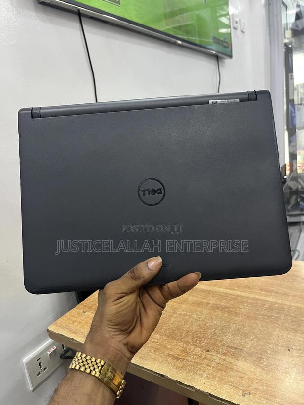 Laptop Dell Latitude 3350 4GB Intel HDD 320GB photo 6