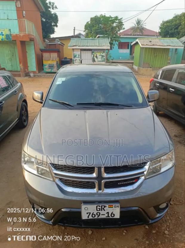 Dodge Journey SE FWD 2013 Gray