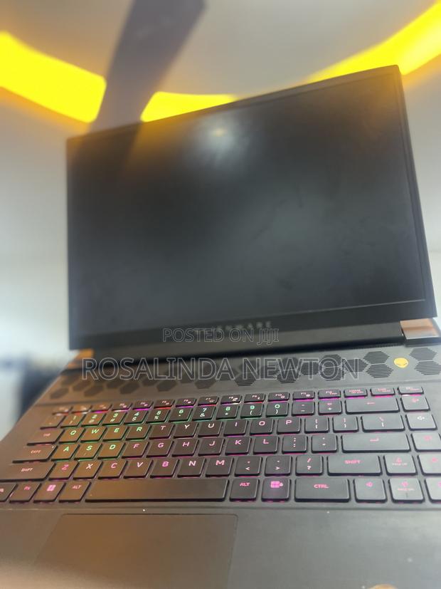 Laptop Dell Alienware M16 R1 16GB Intel Core I7 SSD 1T photo 5