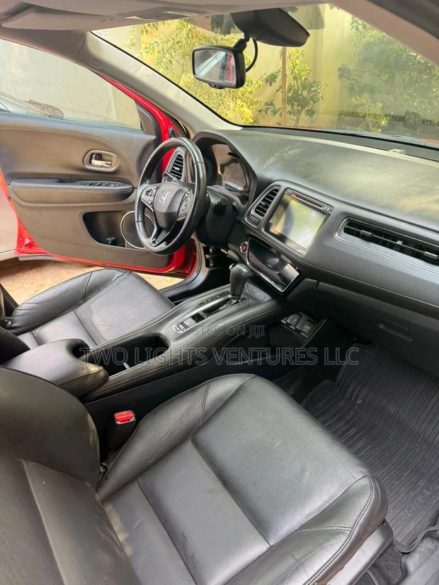 Honda HR-V EX-L w/Navigation AWD 2017 Red photo 6