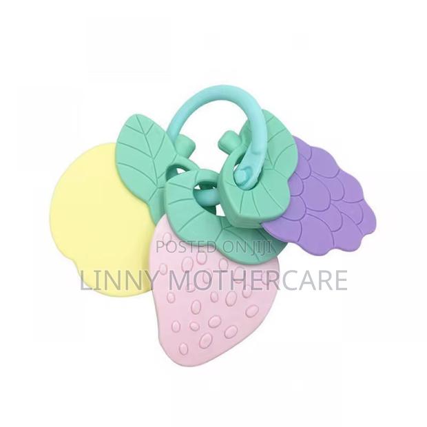 Baby Silicone Teether · Photo 4