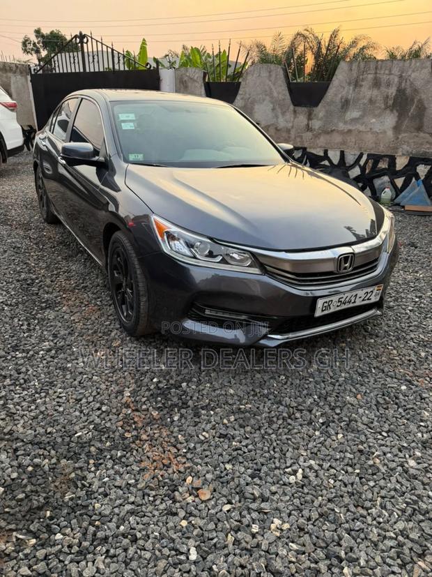 Honda Accord Sport SE 4dr Sedan FWD (2.4L 4cyl 2A) 2017 Gray