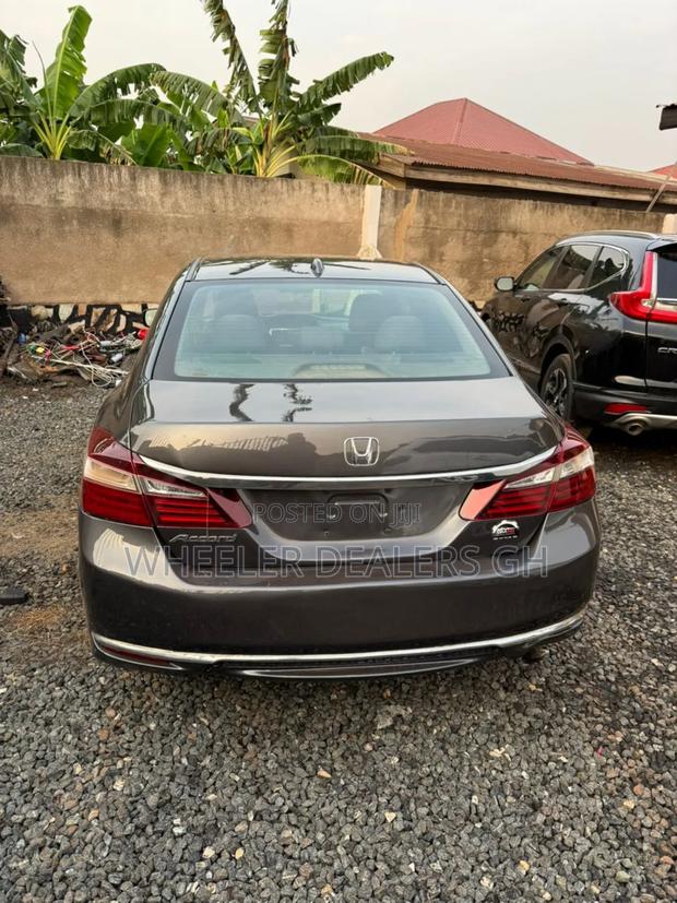 Honda Accord Sport SE 4dr Sedan FWD (2.4L 4cyl 2A) 2017 Gray