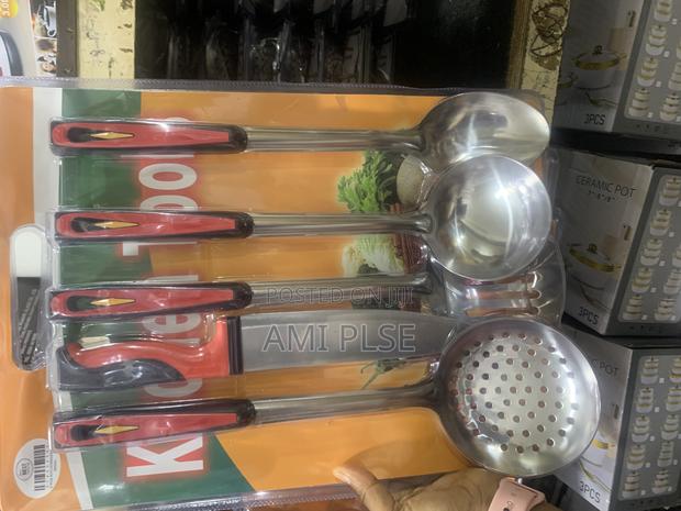 5 Ladles Kitchen